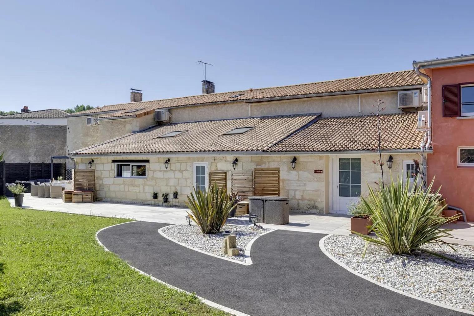 Domaine Des Pierres Precieuses - Demeure De Charme - Grand Standing - 15 Pers - Spa - Massages - Detente Et Bien-Etre - 30' Bordeaux Gauriaguet Exterior foto